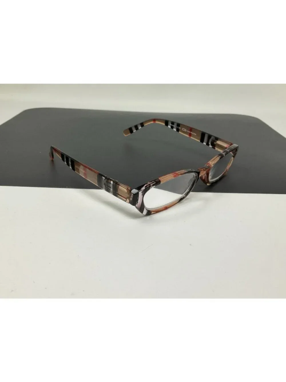 Peepers 149 Readers + 2.50 Rown Stripes  Reading Glasses